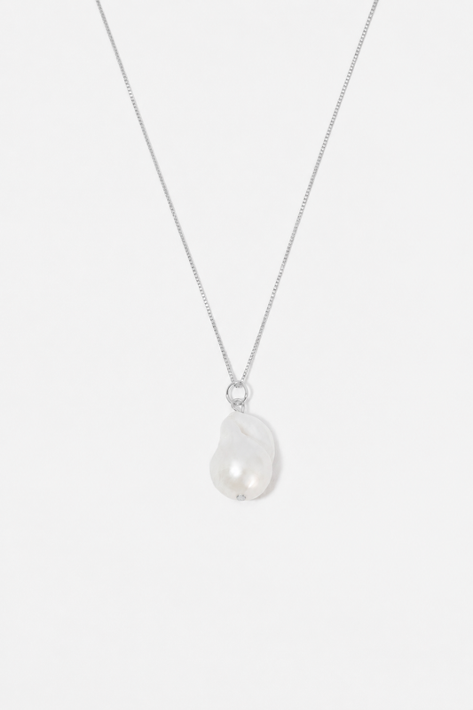 Everyday Pearl Neklace