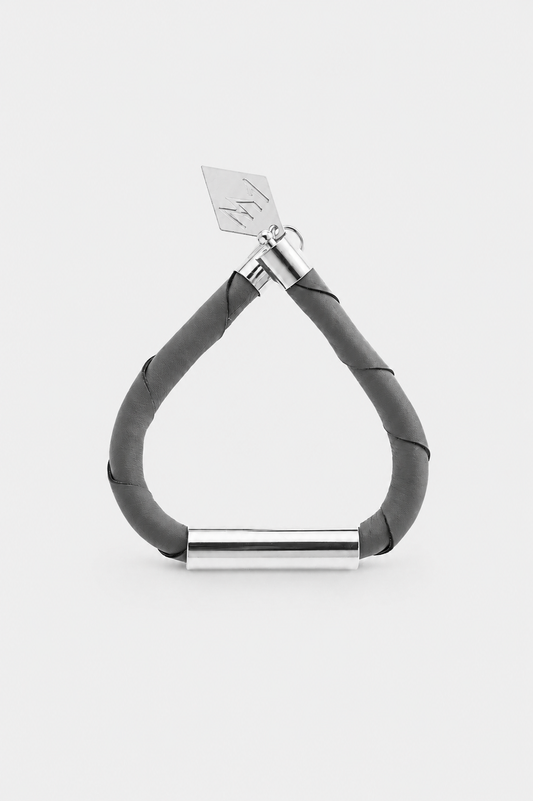 Line cuff - light gray leather & silver