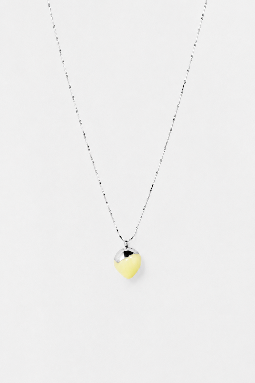 Marbles necklace with a hint of ivory