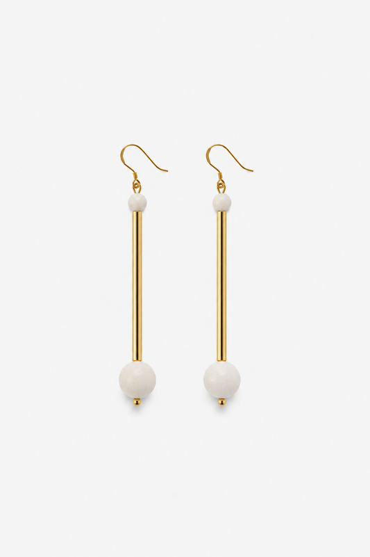 Bellevue earrings white coral 01