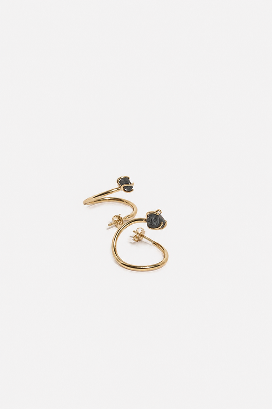 Twisted earrings sapphire