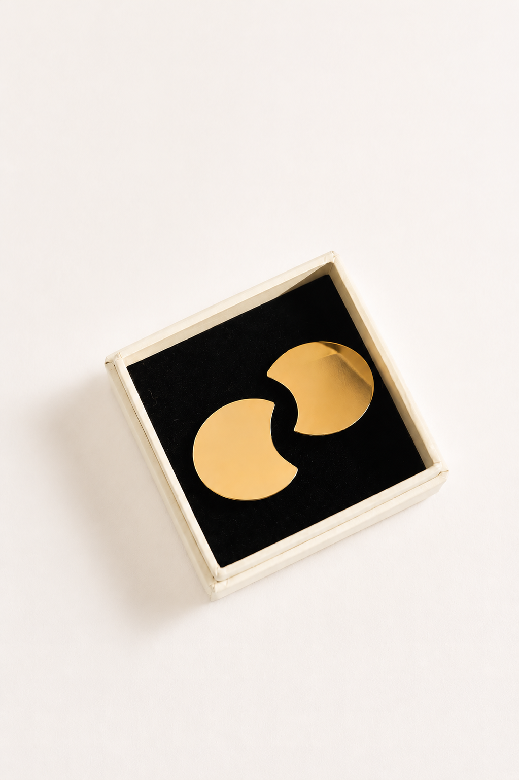 Interrupted Circle earrings