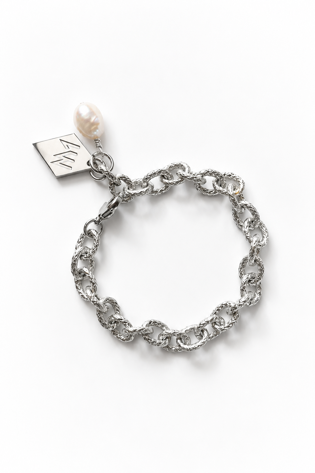 Anchor bracelet textured