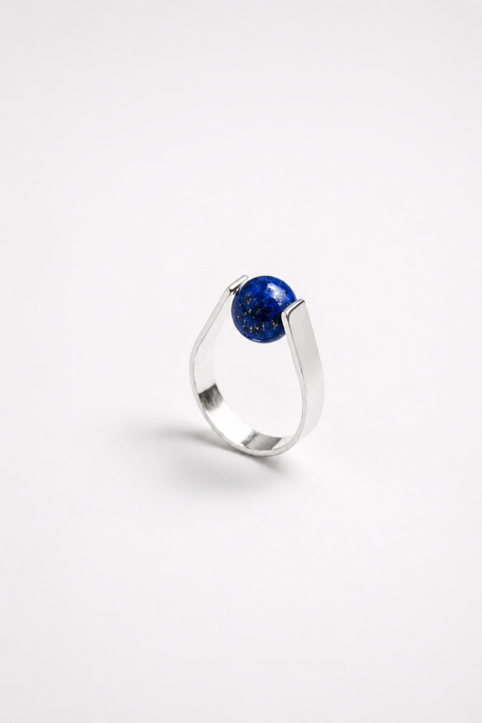 Serendipity ring lapis lazuli
