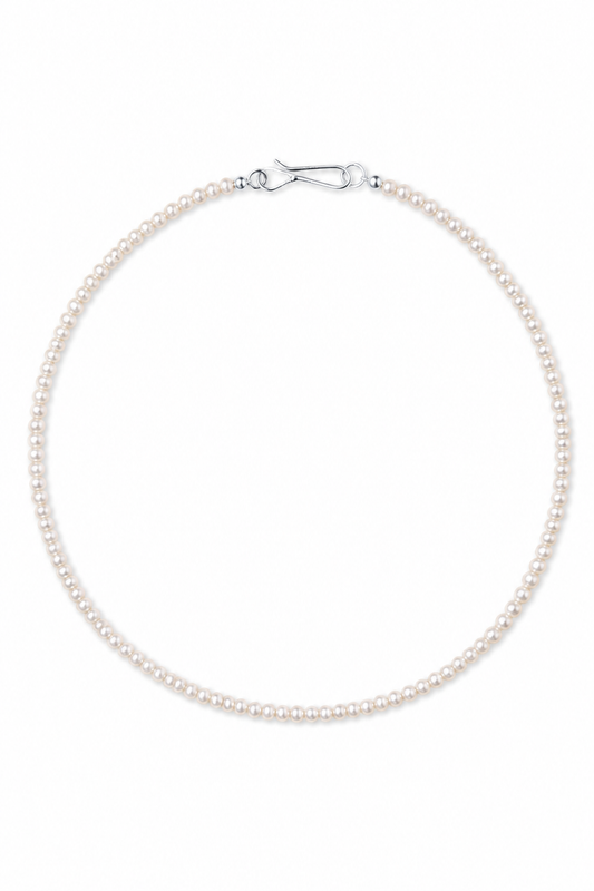 Grandma's Pearl necklace 01
