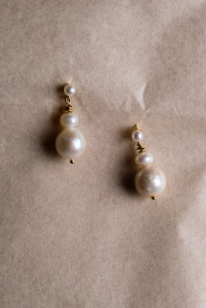 Tide drops earrings