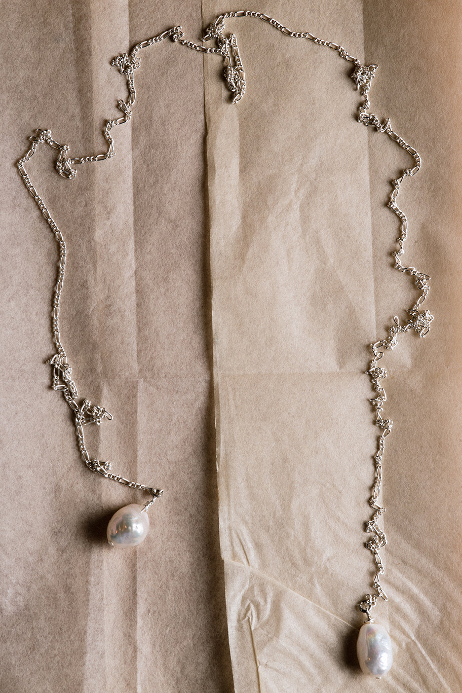 Floating Pearls necklace