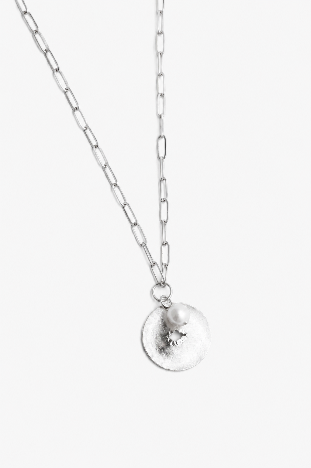 Blaze necklace 01