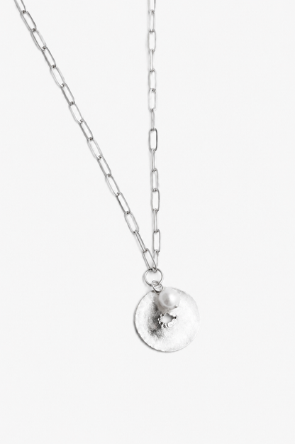 Blaze necklace 01