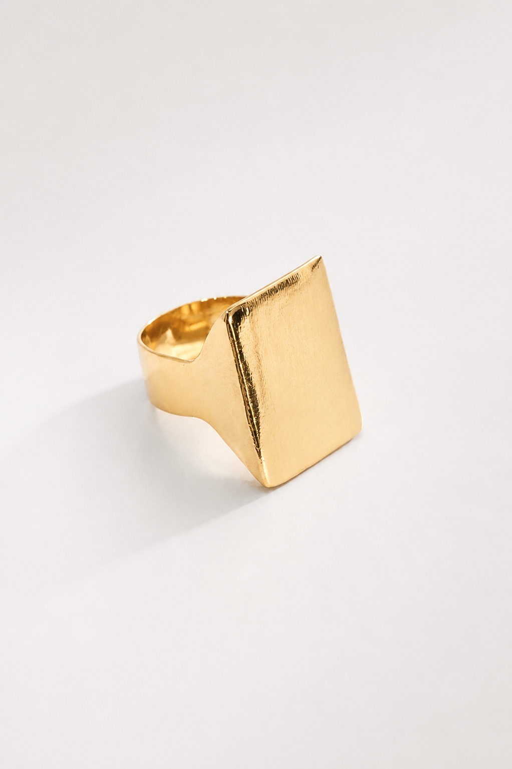 Signet ring 01