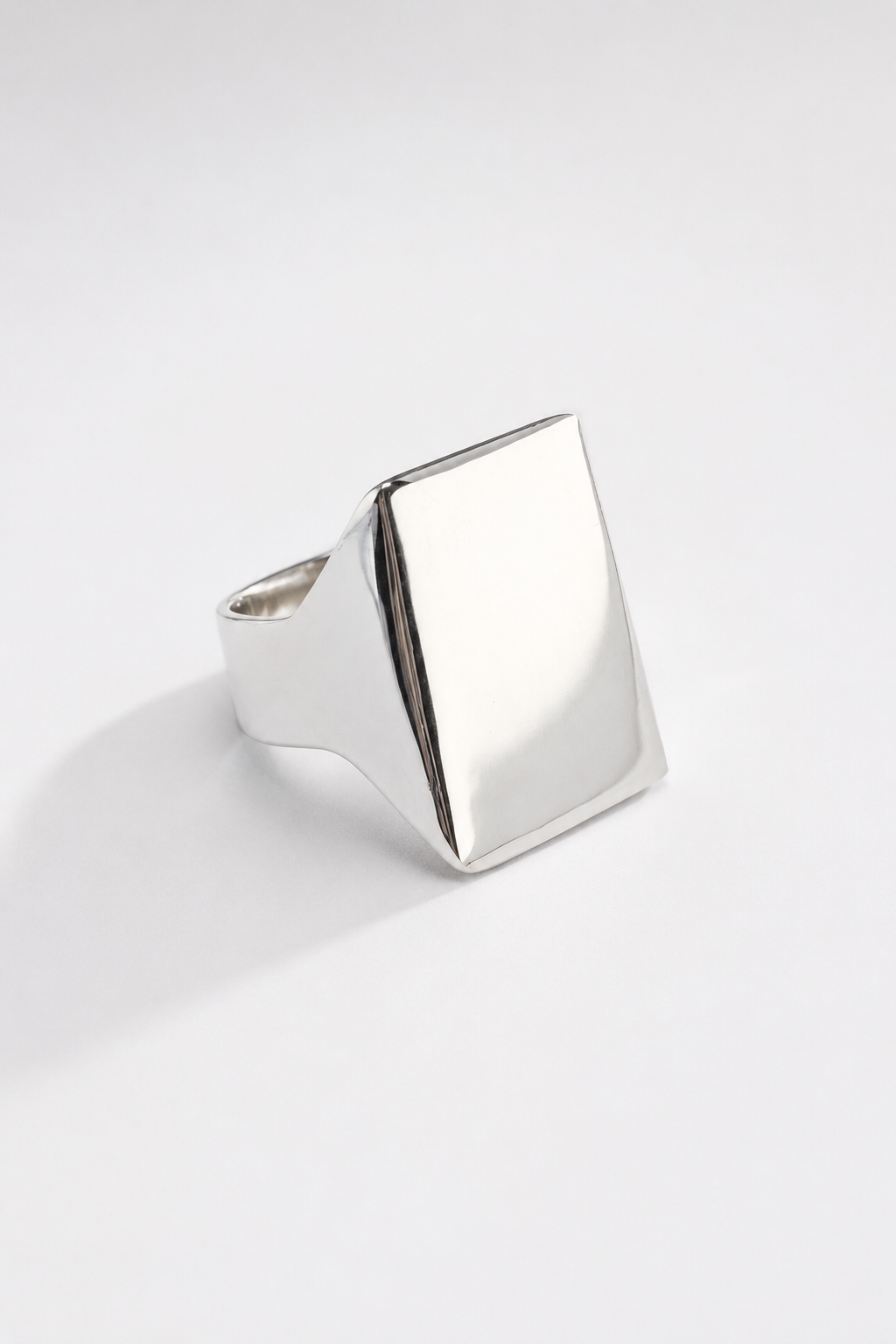 Signet ring 01