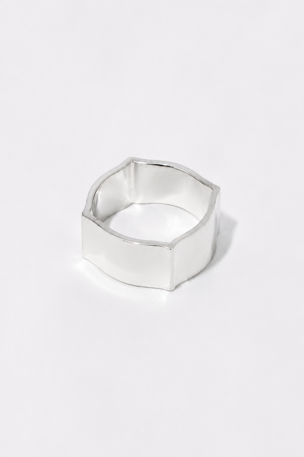 Bold ring