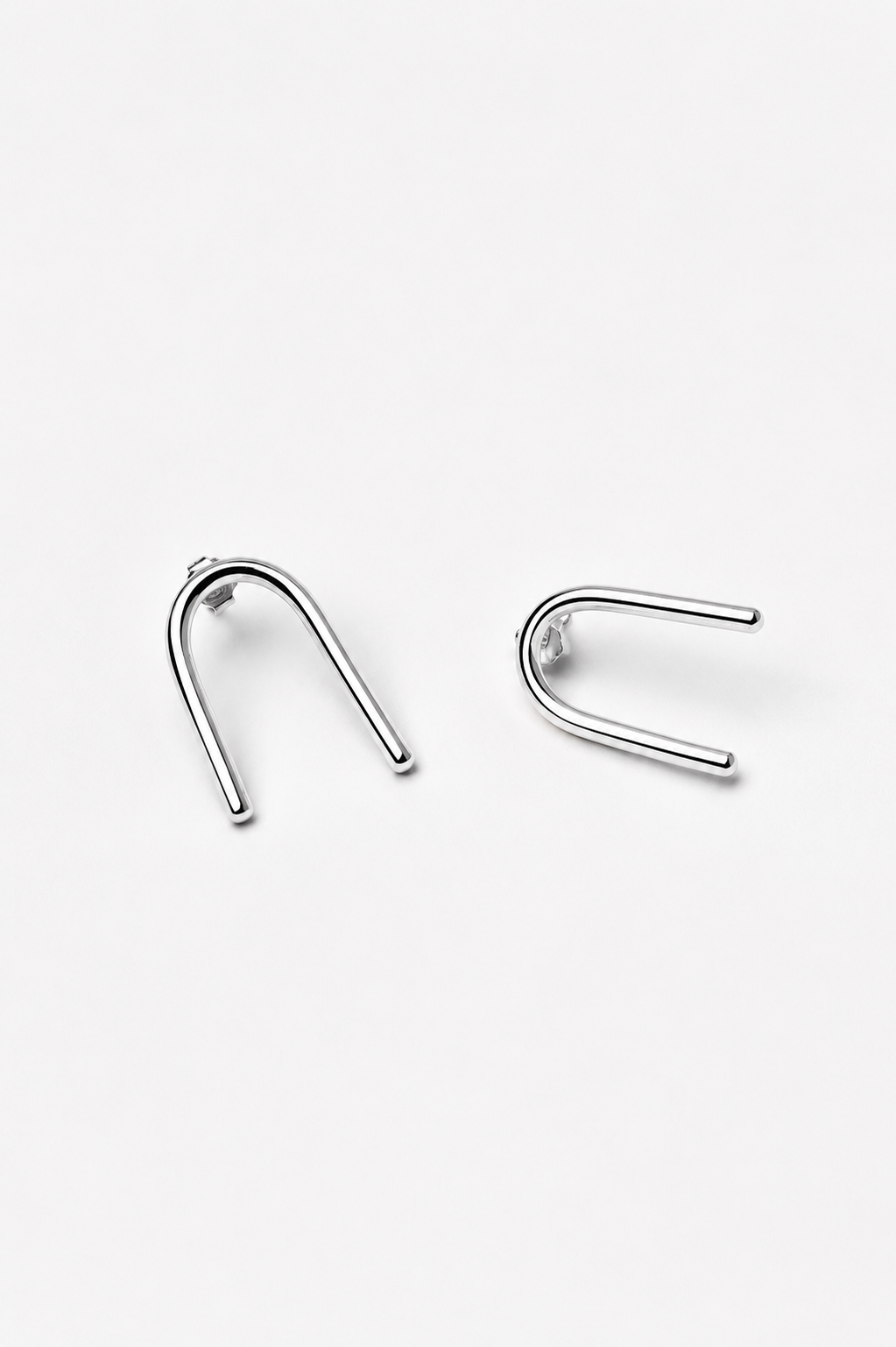 Cave earrings size S
