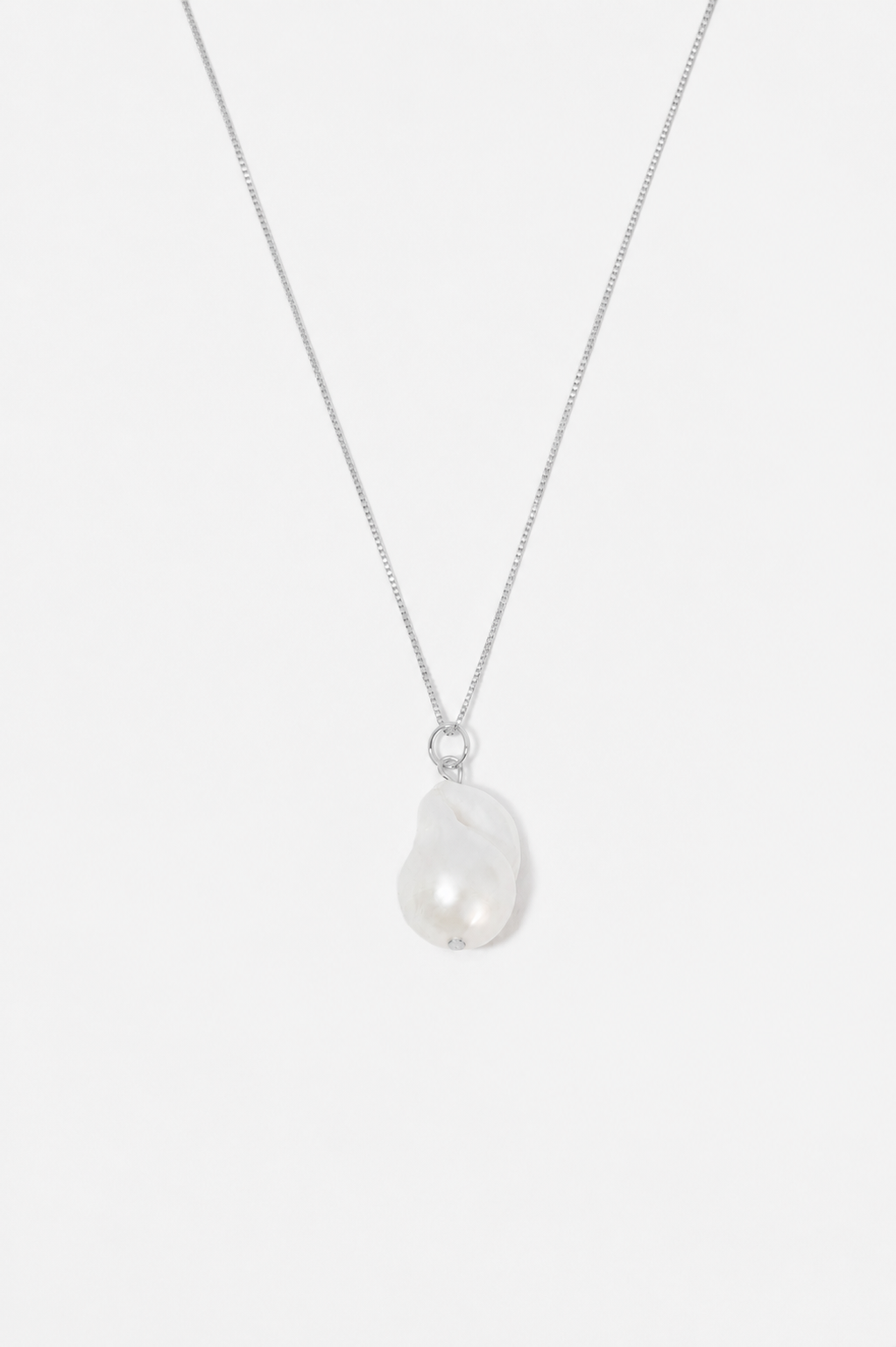 Everyday Pearl Neklace