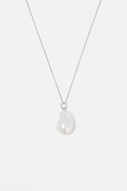 Everyday Pearl Neklace