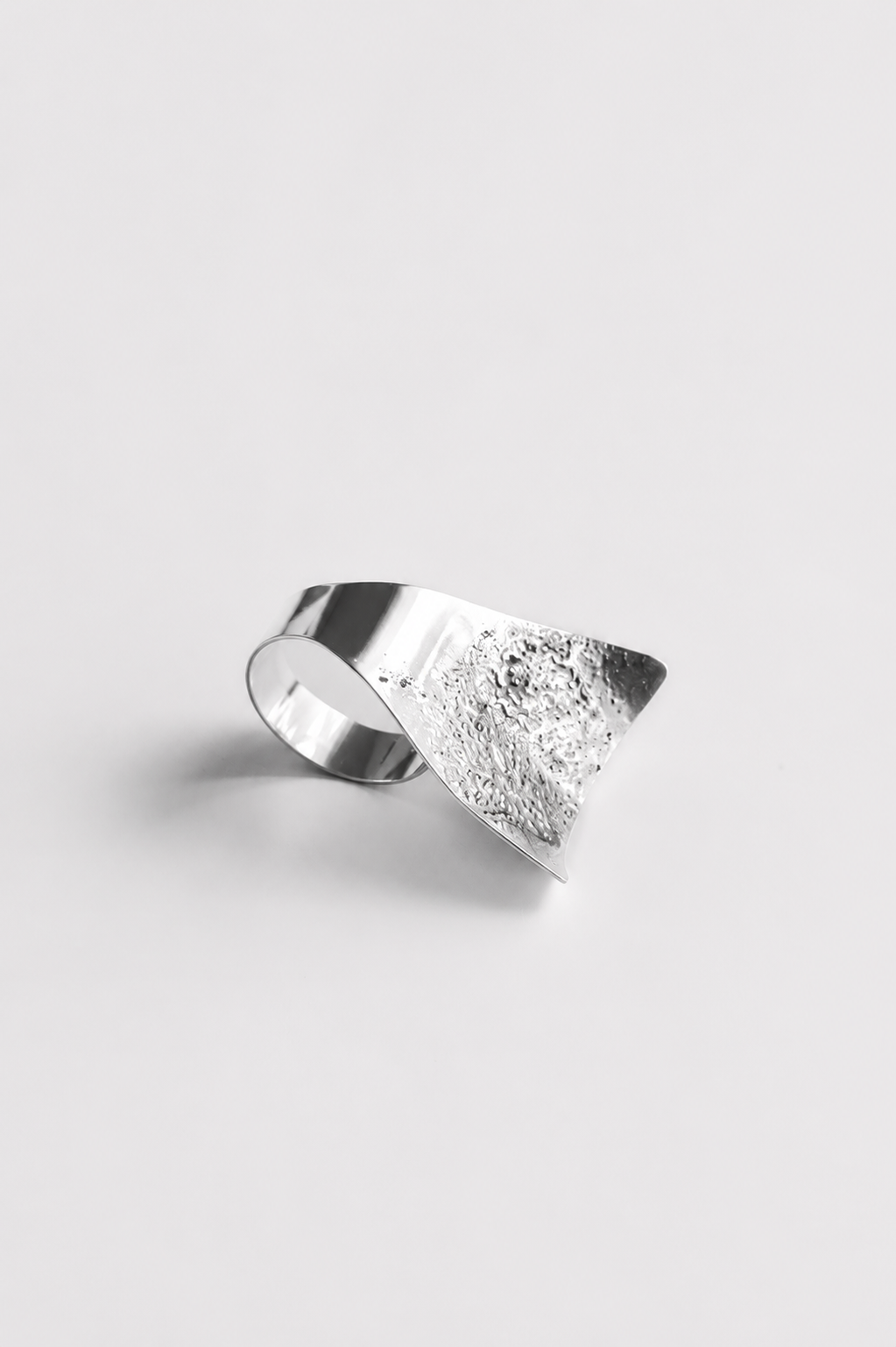 Mermaid ring 02