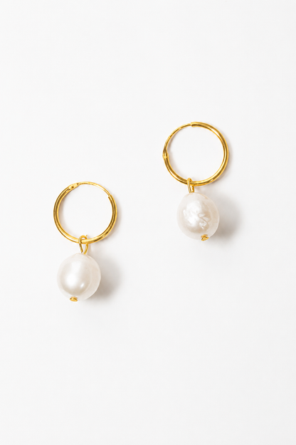 Everyday Pearl earring