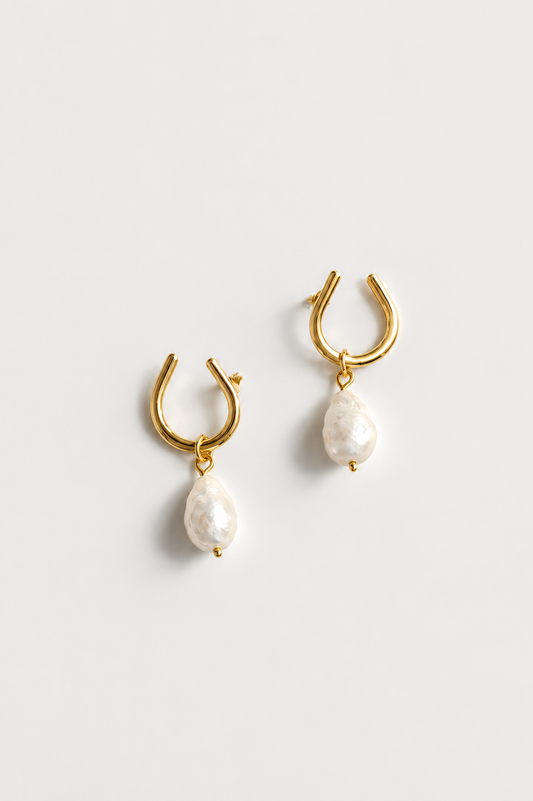 Pearl Twisted earrings