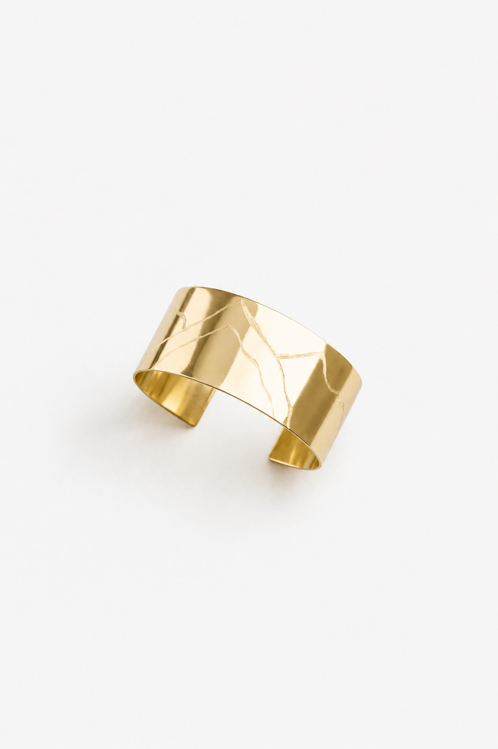 Mountains cuff