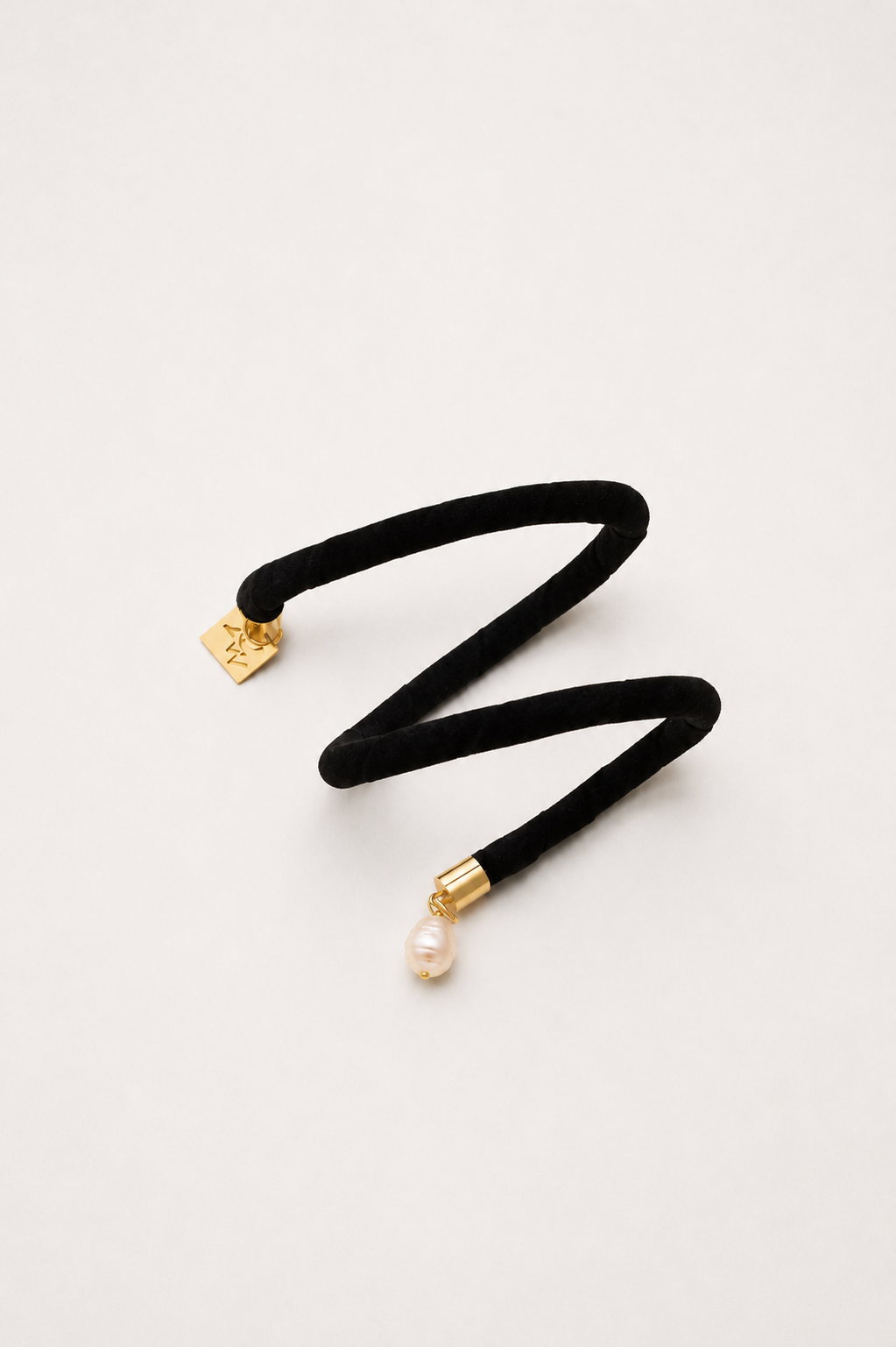 Serpent cuff