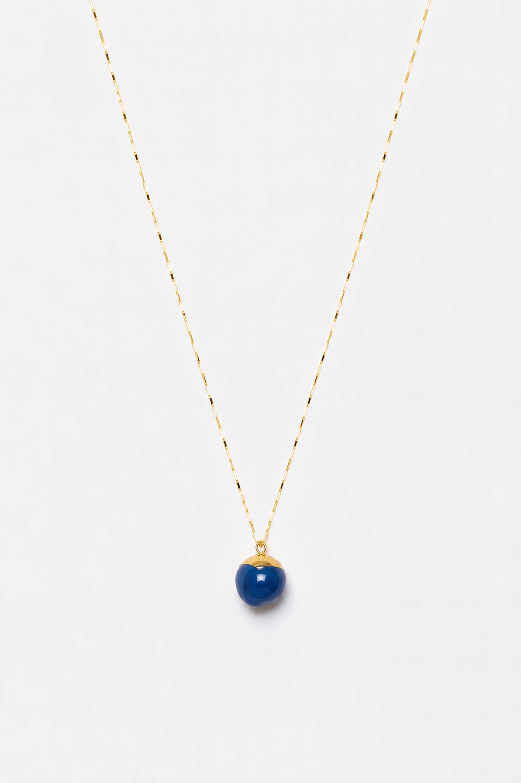 Marbles necklace with a hint of blue