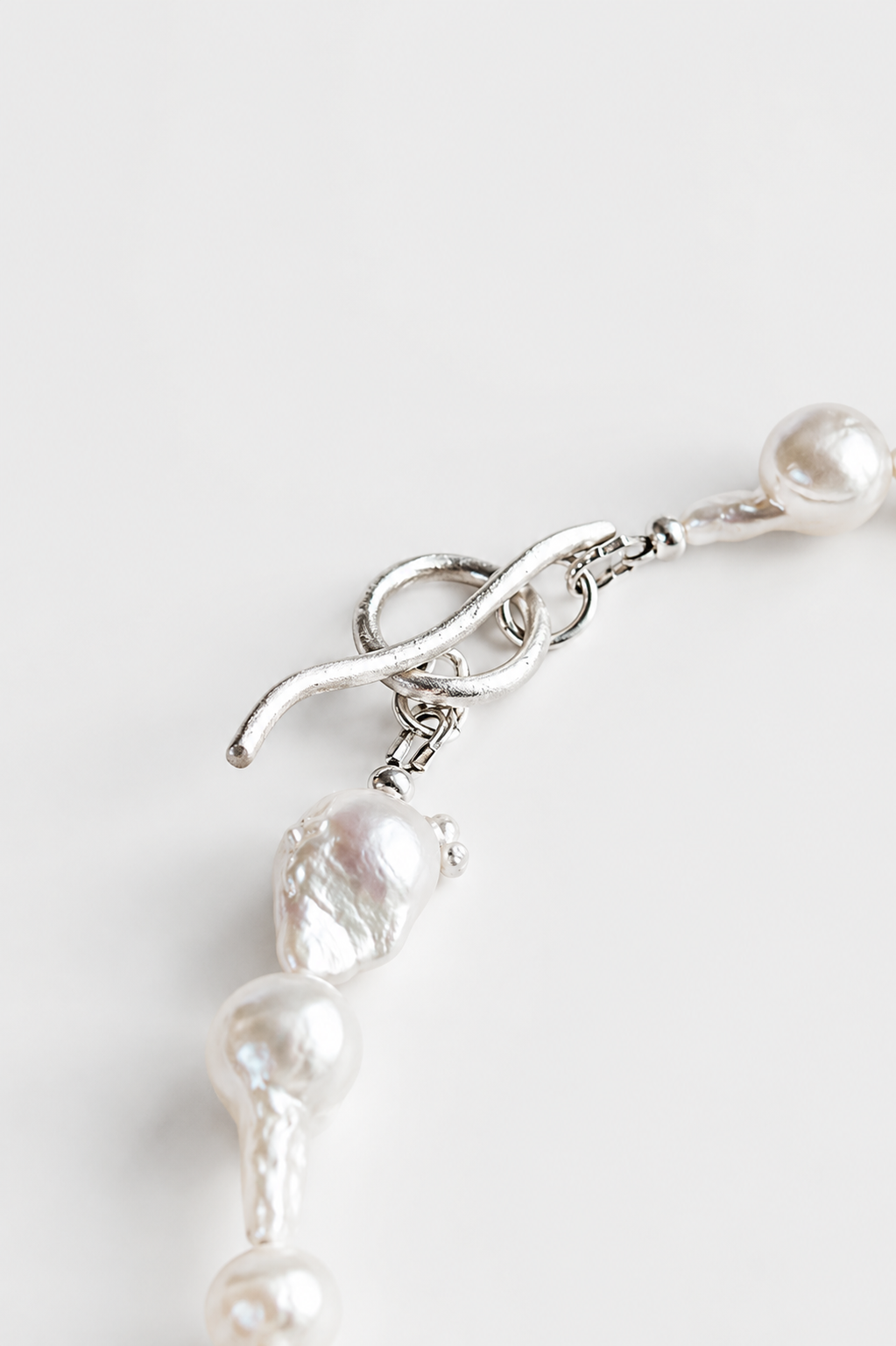 Glistening Object necklace
