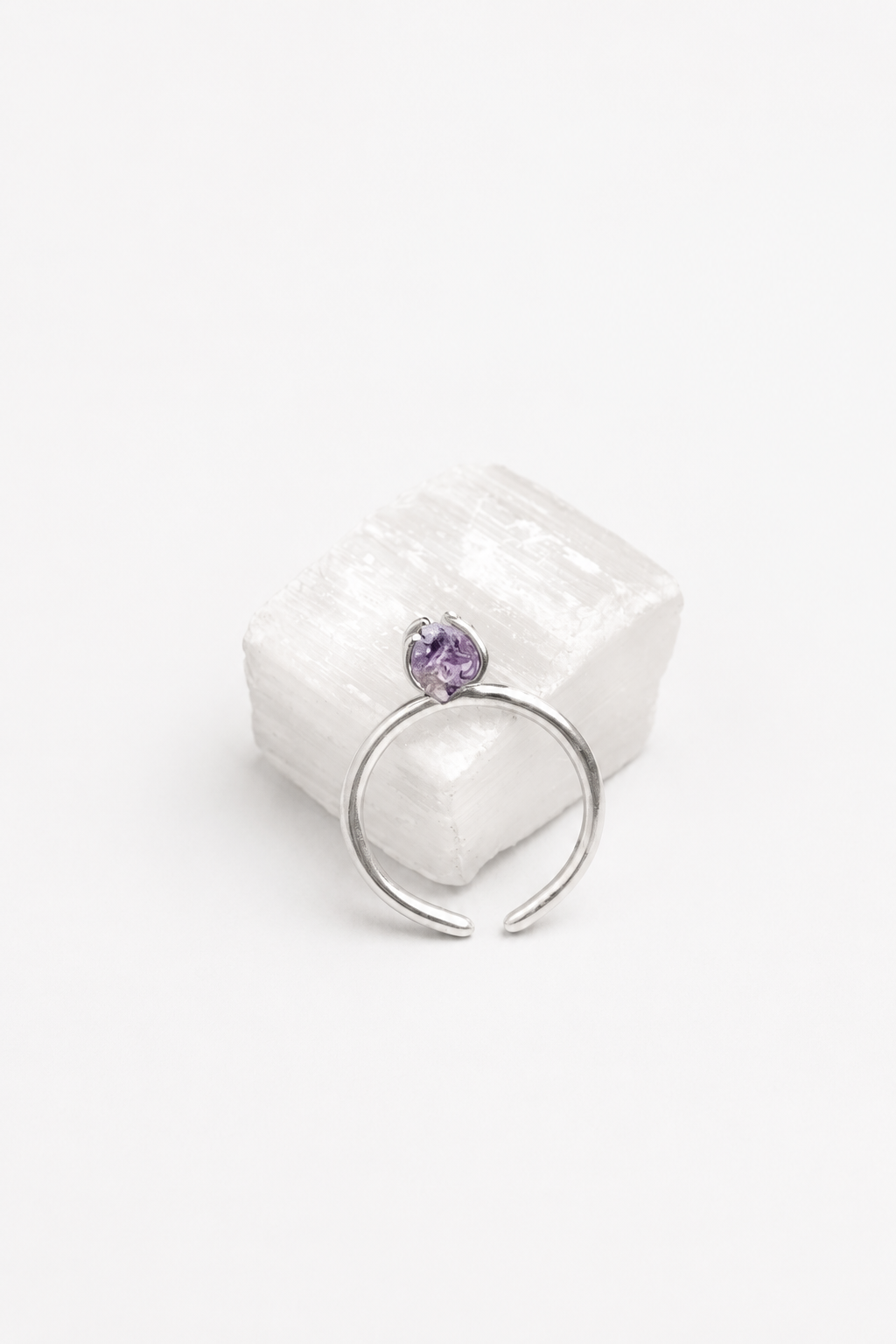 Candy ear cuff/ring size L