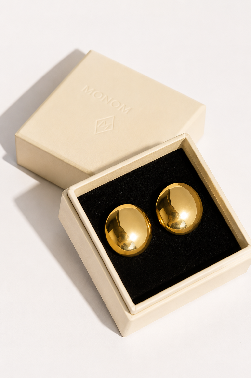 Pond earrings 01
