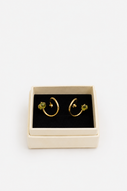 Twisted earrings peridot