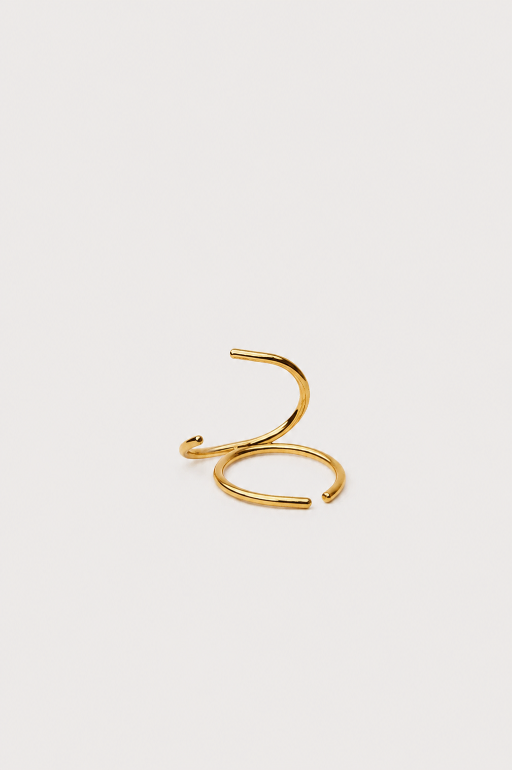 Waves ear cuff