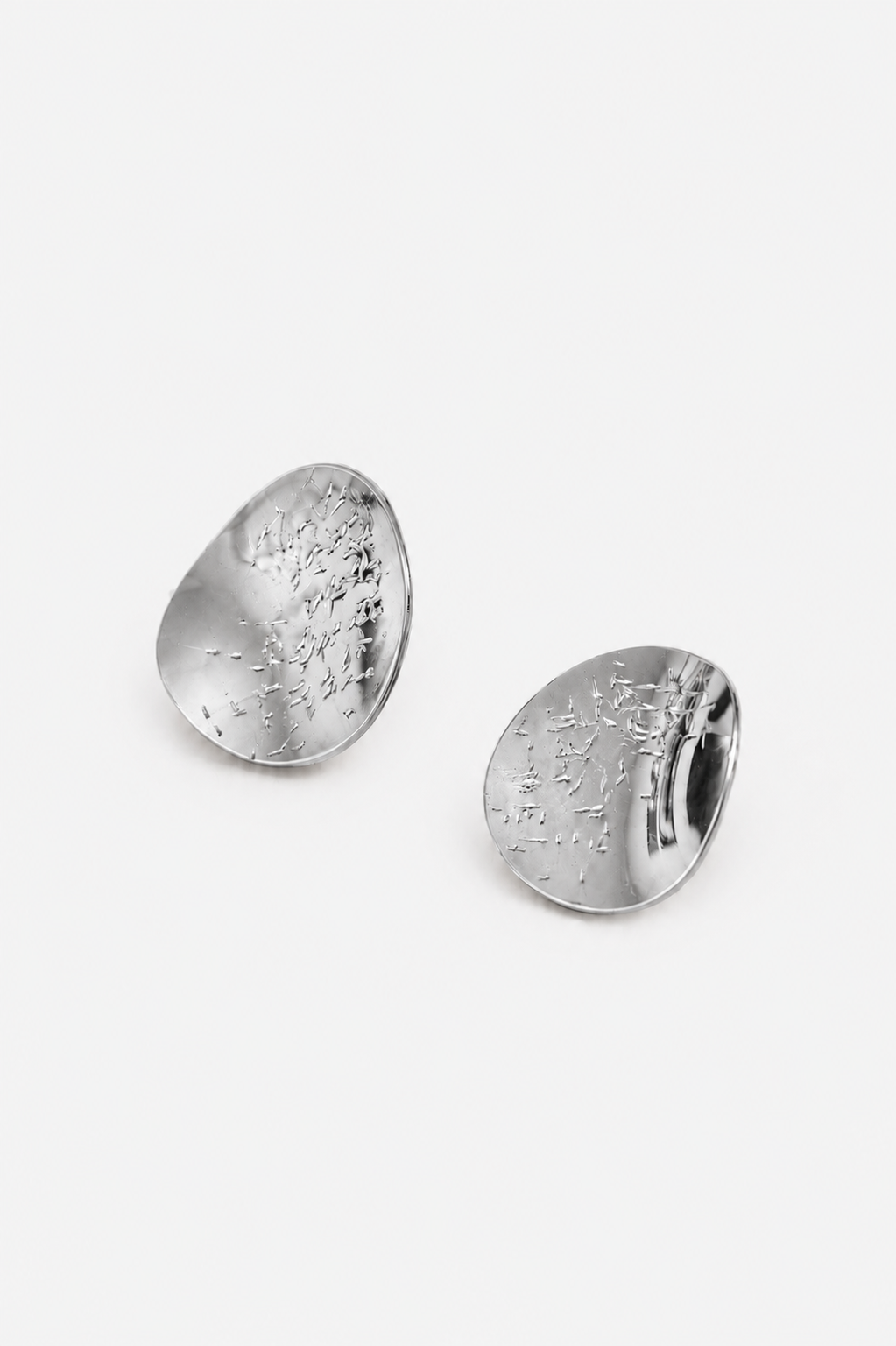 Swallow earrings gold