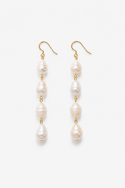 Pearl Drop Earrings 01