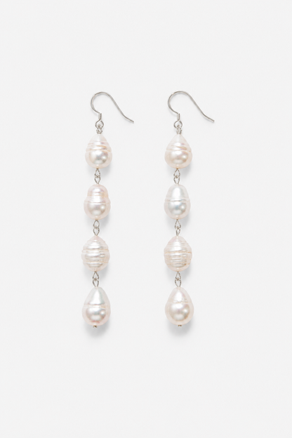 Pearl drop earrings silver