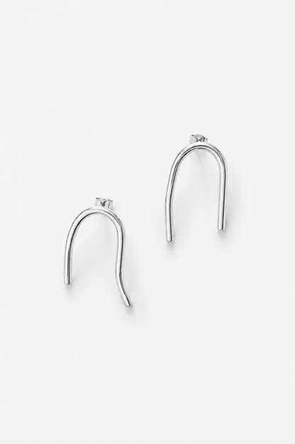 Cave earrings size M