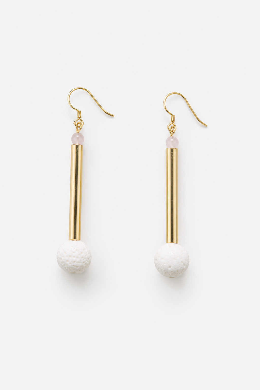 Bellevue earrings gold white coral&rose quartz