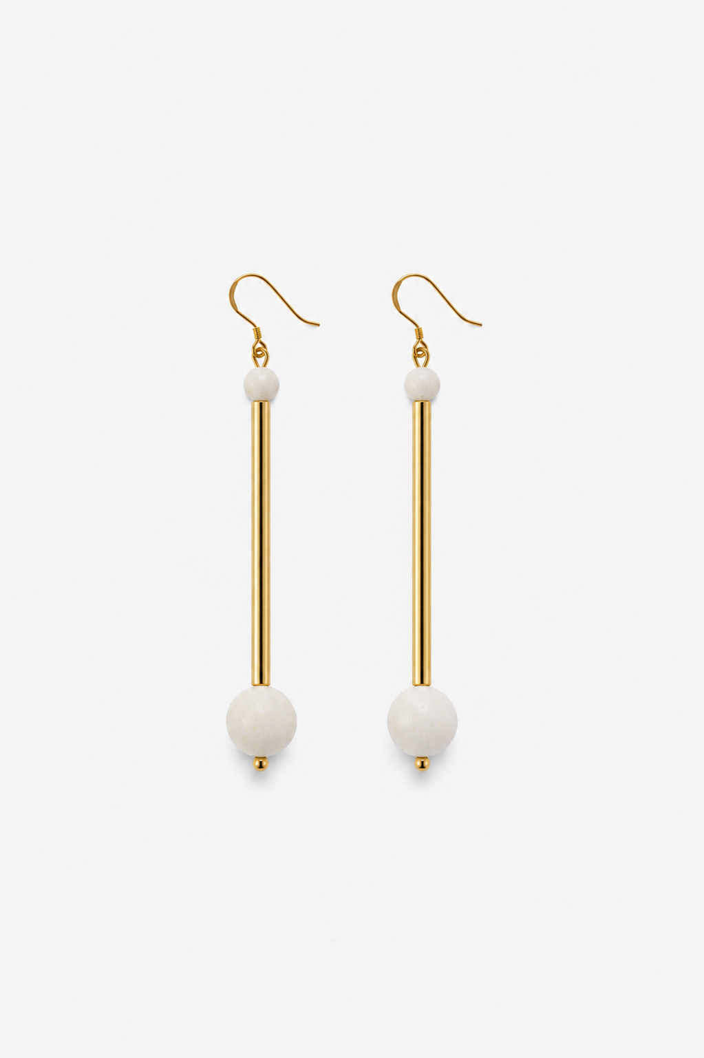 Bellevue earrings white coral 01