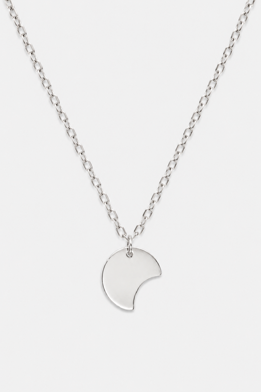 Interrupted circle necklace silver
