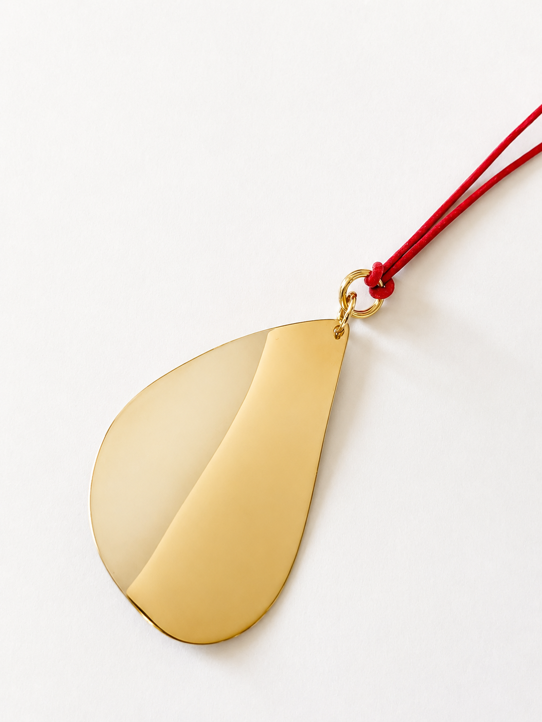 Shell necklace high polished