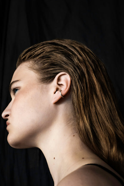 Single ear cuff